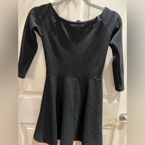 Forever 21 sweetheart neckline black dress size small